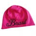 Pinkfarbene JGA Beanie-Mütze mit Braut-Schriftzug - Frontansicht