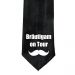 Schwarze JGA-Krawatte mit "Bräutigam"-Schriftzug und Schnurrbart - Motiv