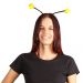Dame trägt Bienen-Fühler für Fasching