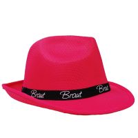 Pinkfarbener JGA-Hut mit schwarzem Braut-Hutband