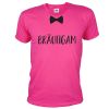 Pinkfarbenes Bräutigam JGA-Shirt mit aufgedruckter Fliege
